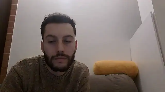 Snapshot of Amicisegreti chatting on 01-08-26, 08:55 Amicisegreti online show from 01-08-26, 08:55