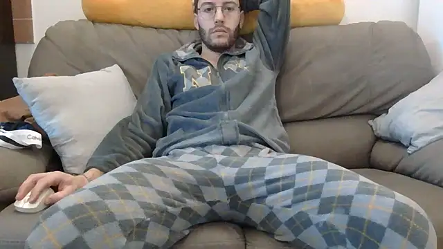 Snapshot of Amicisegreti chatting on 02-03-26, 08:41 Amicisegreti online show from 02-03-26, 08:41