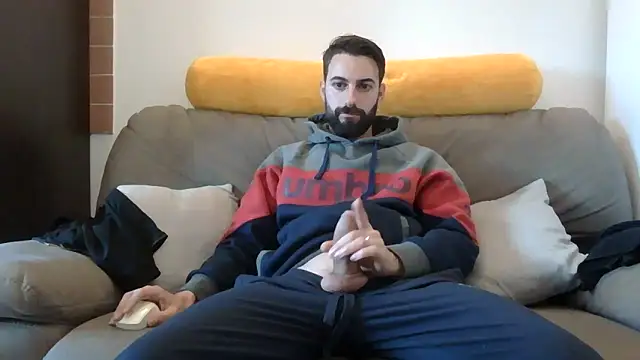 Snapshot of Amicisegreti chatting on 02-16-26, 07:26 Amicisegreti online show from 02-16-26, 07:26