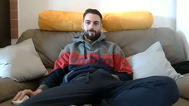 Snapshot of Amicisegreti chatting on 02-20-26, 11:54 Amicisegreti online show from 02-20-26, 11:54