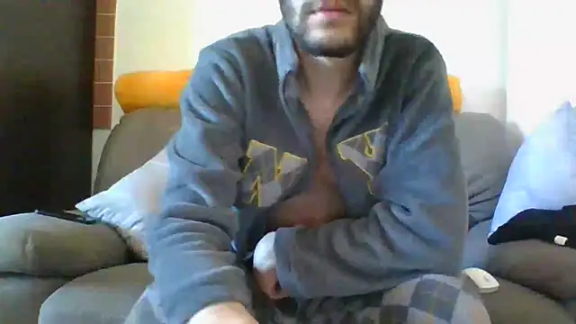 Snapshot of Amicisegreti chatting on 02-26-26, 06:45 Amicisegreti online show from 02-26-26, 06:45