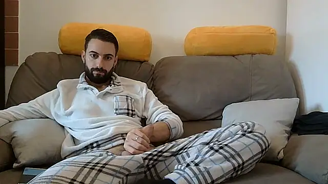 Snapshot of Amicisegreti chatting on 03-02-26, 08:10 Amicisegreti online show from 03-02-26, 08:10