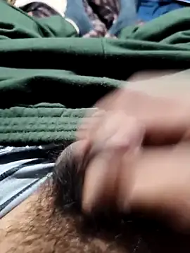 Snapshot of Aaia93 chatting on 12-18-25, 08:20 Aaia93 online show from 12-18-25, 08:20