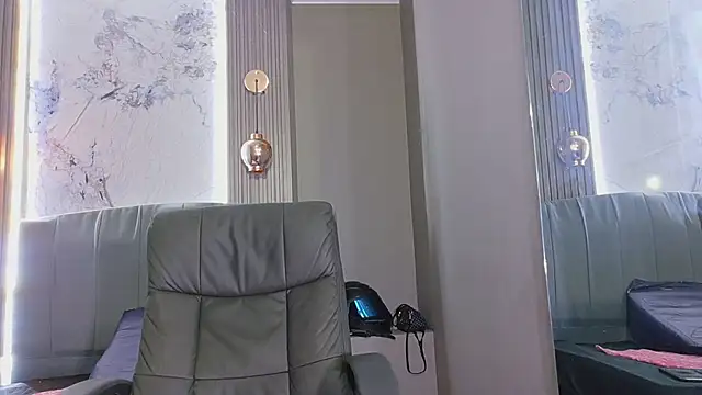 Olivia11  online show from 06-16-26, 12:41