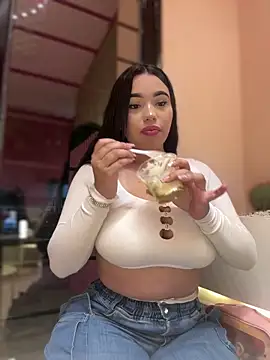 SofiaWildee online show from 02-04-26, 12:16