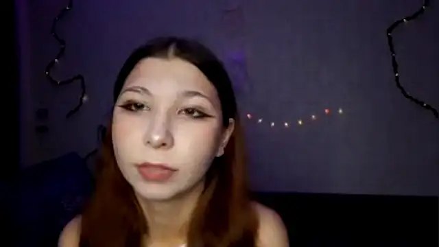 Snapshot of MiaamaLoveLyslt chatting on 09-18-25, 04:09 MiaamaLoveLyslt online show from 09-18-25, 04:09