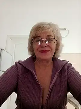 52MiaLove02 online show from 12-01-25, 05:34