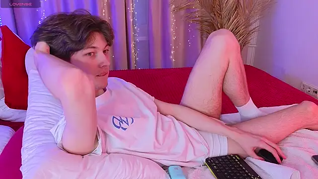  Den1s  online show from 11-30-25, 01:15