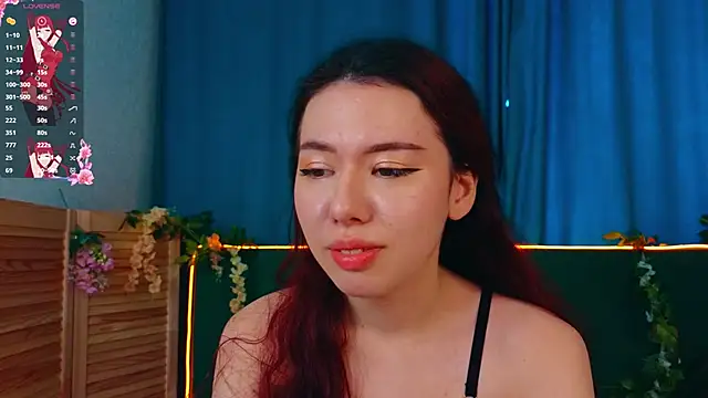 JenniferGlover online show from 11-14-25, 08:24