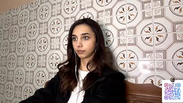 LinaMour online show from 11-10-25, 11:15