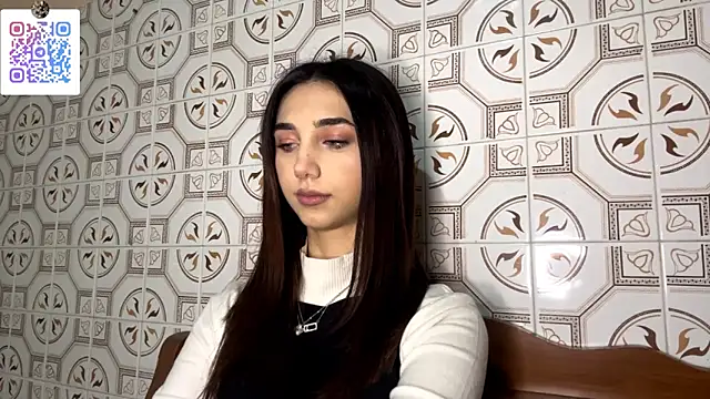 LinaMour online show from 12-16-25, 10:15