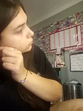KatieLace online show from 09-14-25, 08:52