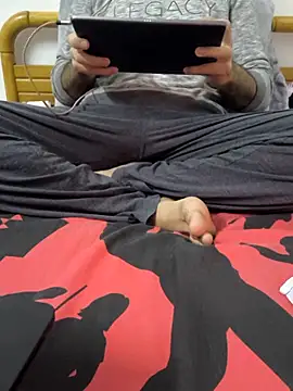 yazinyazin1 online show from 11-18-25, 07:40