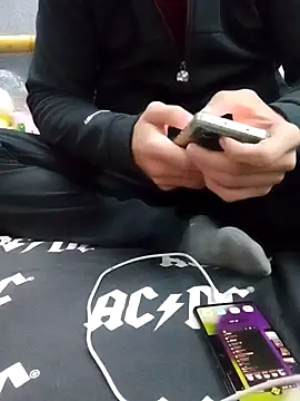 yazinyazin1 online show from 12-19-25, 05:42