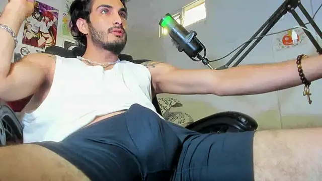 Snapshot of LovexJuxn_ chatting on 11-13-25, 03:22 LovexJuxn online show from 11-13-25, 03:22