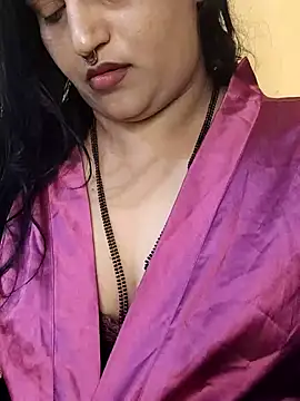 Snapshot of Angel0731 chatting on 05-22-26, 10:21 Angel0731 online show from 05-22-26, 10:21