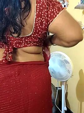 Snapshot of Angel0731 chatting on 08-01-26, 09:03 Angel0731 online show from 08-01-26, 09:03