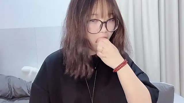 Xoxo-258 online show from 09-16-25, 11:22