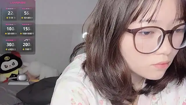 Xoxo-258 online show from 10-21-25, 12:33