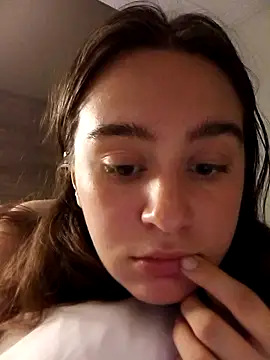 freakylittlebitch69 online show from 10-02-25, 05:47