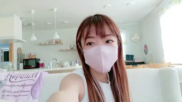 Snapshot of SUZU_1201 chatting on 02-07-26, 01:09 SUZU 1201 online show from 02-07-26, 01:09