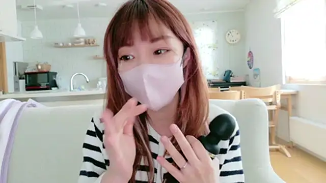 Snapshot of SUZU_1201 chatting on 02-21-26, 01:39 SUZU 1201 online show from 02-21-26, 01:39