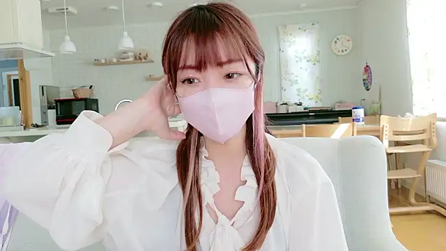 Snapshot of SUZU_1201 chatting on 03-02-26, 03:20 SUZU 1201 online show from 03-02-26, 03:20