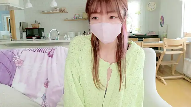 Snapshot of SUZU_1201 chatting on 03-05-26, 01:12 SUZU 1201 online show from 03-05-26, 01:12