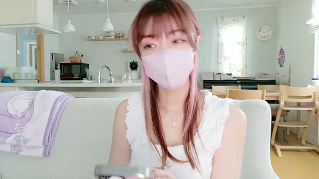 Snapshot of SUZU_1201 chatting on 03-07-26, 01:24 SUZU 1201 online show from 03-07-26, 01:24