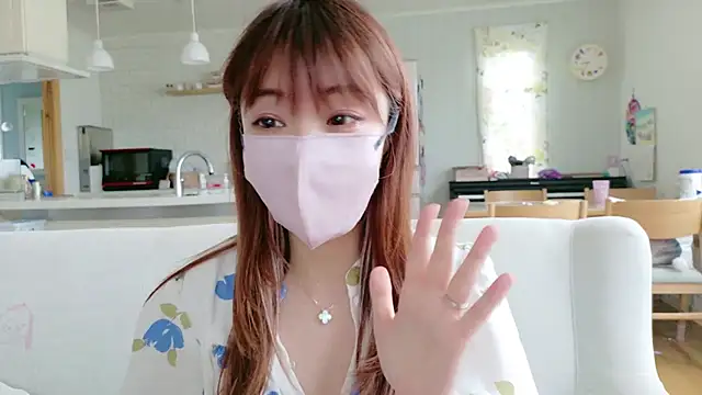 SUZU 1201 online show from 05-28-26, 11:35