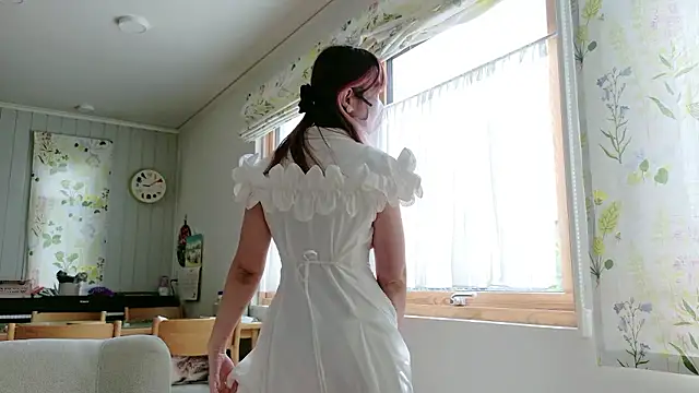 SUZU 1201 online show from 05-30-26, 12:08