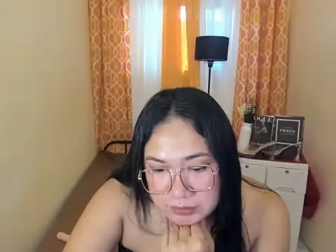 TsUncutKaren online show from 04-14-26, 06:08