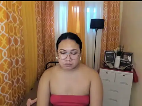 TsUncutKaren online show from 04-28-26, 02:27