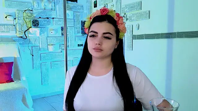 NaomiWilsons online show from 10-14-25, 08:48