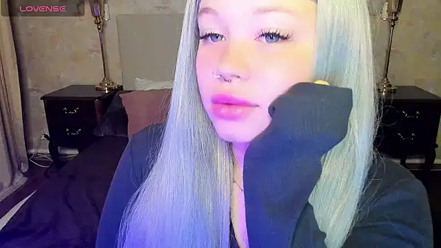 Diana Dream online show from 10-09-25, 07:45