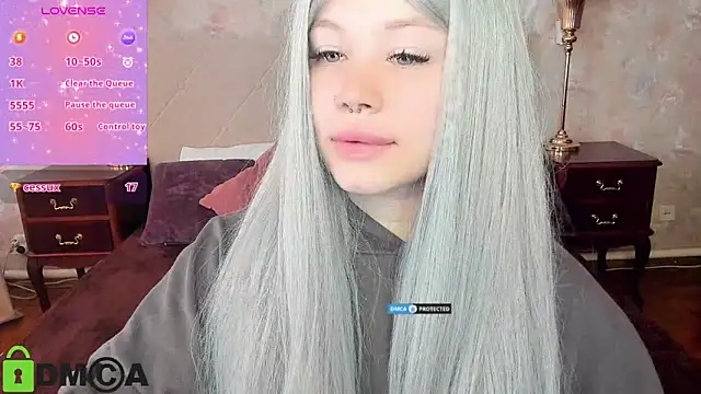 Diana Dream online show from 10-17-25, 07:33