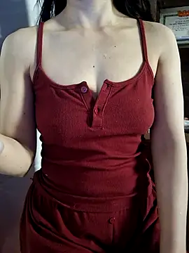Snapshot of Mlemmz chatting on 07-18-26, 10:24 Mlemmz online show from 07-18-26, 10:24