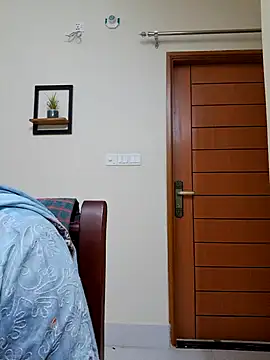 ariya-03 online show from 11-22-25, 04:22