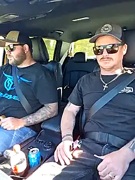 Snapshot of brokecountrylads chatting on 10-15-25, 05:51 brokecountrylads online show from 10-15-25, 05:51