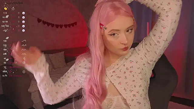 Snapshot of SabrinaCharm_ chatting on 11-10-25, 03:05 SabrinaCharm online show from 11-10-25, 03:05