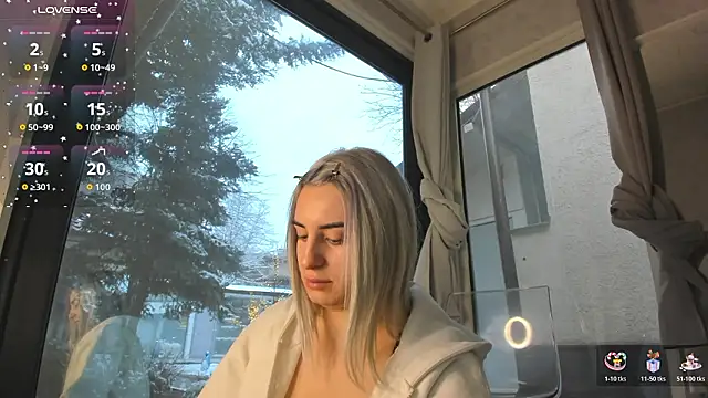 Ella Vee online show from 02-11-26, 06:07