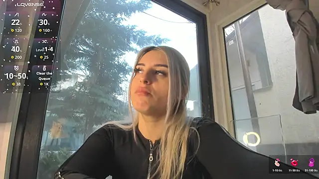 Ella Vee online show from 03-05-26, 05:36