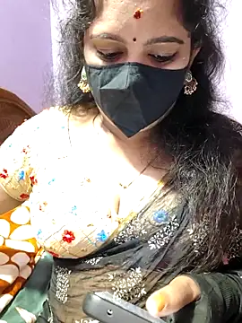 luci-queen online show from 09-21-25, 03:57