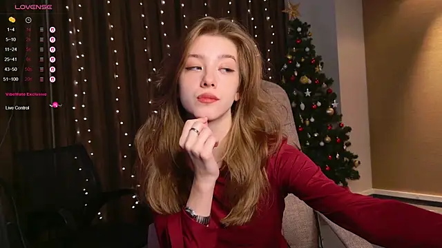 Snapshot of AstraMist chatting on 12-16-25, 05:45 AstraMist online show from 12-16-25, 05:45