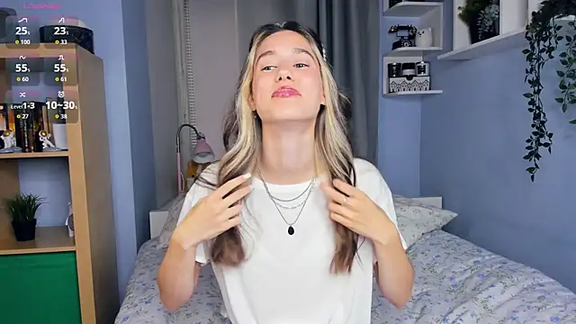 AntonettaTarring online show from 09-25-25, 07:45