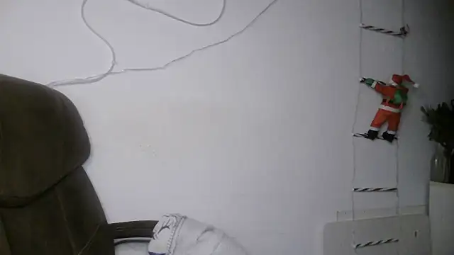 Snapshot of MartaXLove chatting on 12-15-25, 01:37 MartaXLove online show from 12-15-25, 01:37