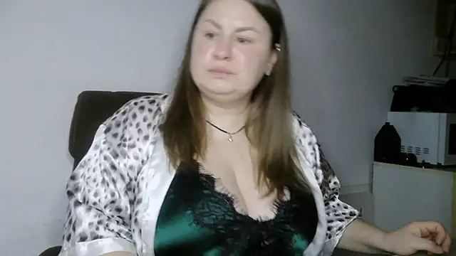 Snapshot of MartaXLove chatting on 02-15-26, 06:15 MartaXLove online show from 02-15-26, 06:15