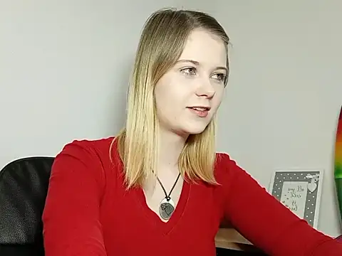 LydiaYoung online show from 09-16-25, 06:09