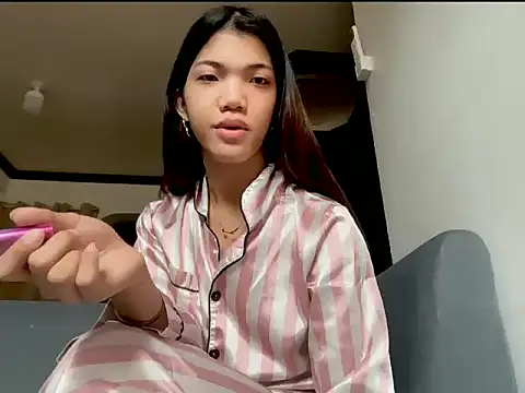CassieSommereux online show from 03-01-26, 03:52