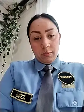 CRISTAL  11 online show from 10-14-25, 01:56